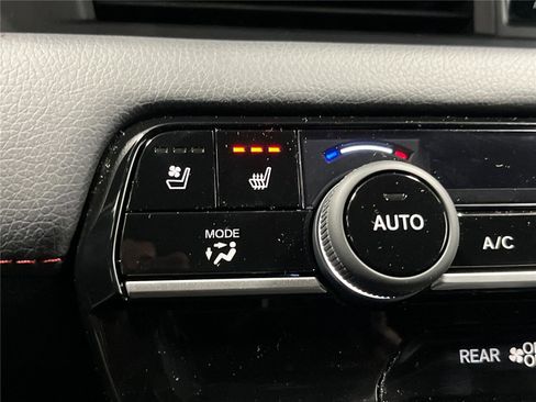 New 2026 Honda Pilot Black Edition image 18