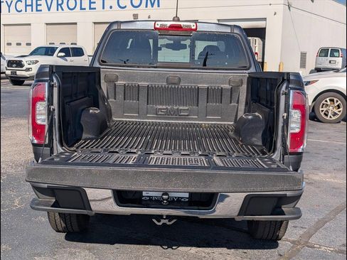 Used 2017 GMC Canyon SLE w/ SLE Convenience Package image 22