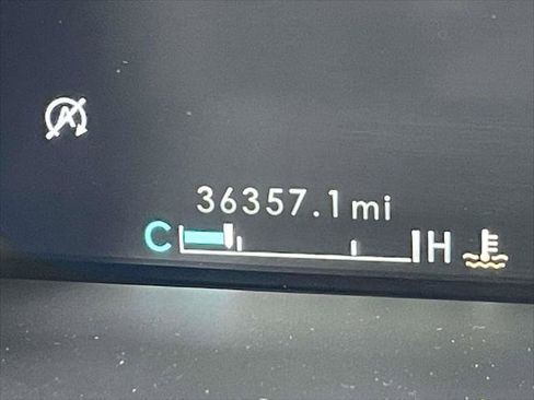 Used 2022 Lincoln Nautilus Reserve w/ Equipment Group 201A image 26