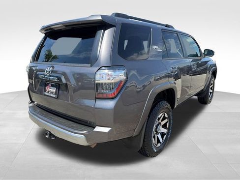 Used 2019 Toyota 4Runner TRD Off-Road Premium AWD/4WD image 7