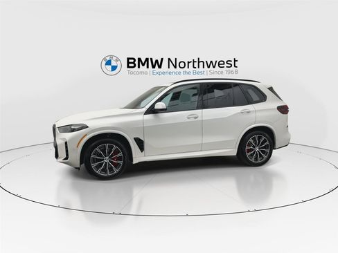 Used 2026 BMW X5 xDrive40i w/ Executive Package image 10