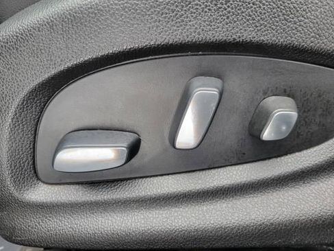 Used 2017 Cadillac XTS Luxury FWD image 15