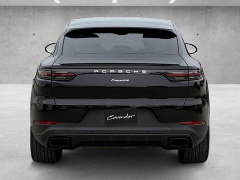 Used 2021 Porsche Cayenne Coupe AWD/4WD image 15
