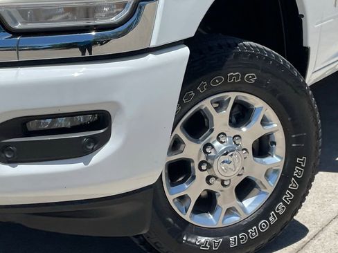 Used 2024 RAM 2500 Laramie AWD/4WD image 9
