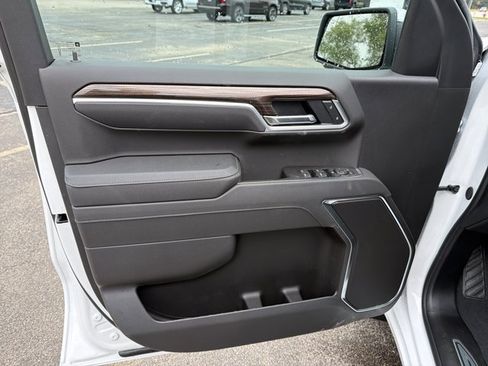 New 2026 Chevrolet Silverado 1500 LT w/ Safety Package AWD/4WD image 13