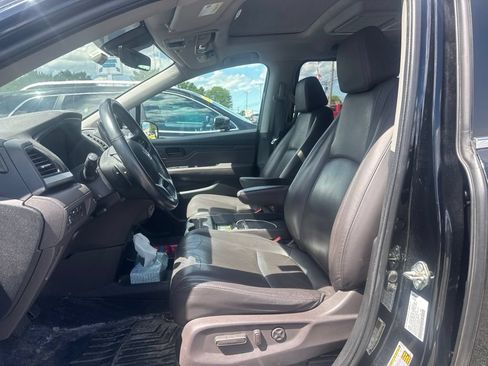 Used 2020 Honda Odyssey EX-L image 3