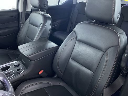 Certified 2019 Chevrolet Traverse Premier w/ Redline Edition image 12