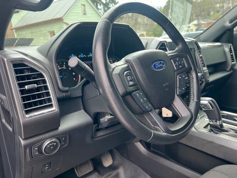 Used 2017 Ford F150 XLT w/ Equipment Group 302A Luxury image 5