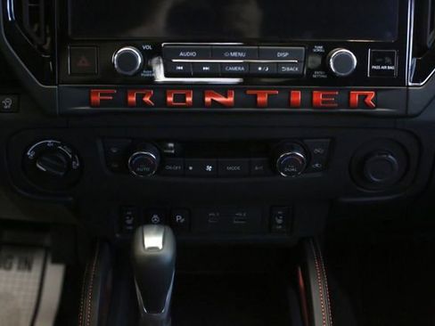 New 2025 Nissan Frontier PRO-4X w/ Pro Convenience Package image 12