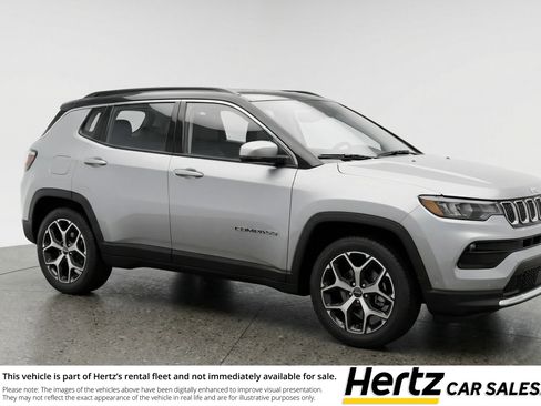 Used 2025 Jeep Compass Limited image 1