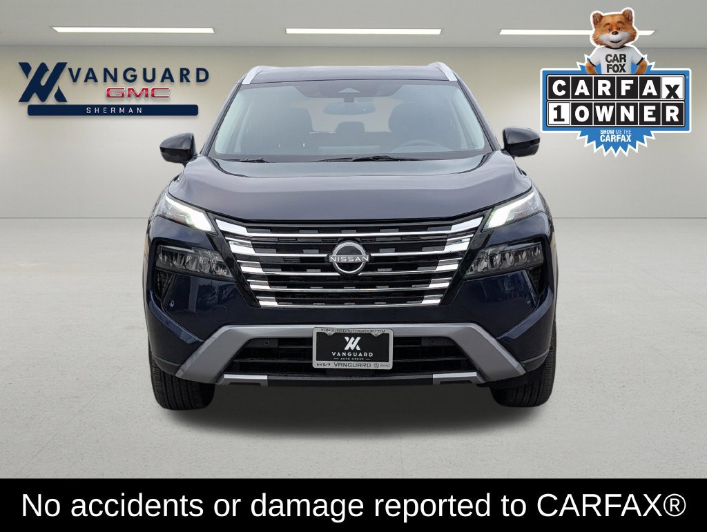 Used 2026 Nissan Rogue SL FWD image 2