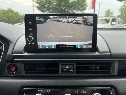 Used 2023 Honda Pilot Touring image 19