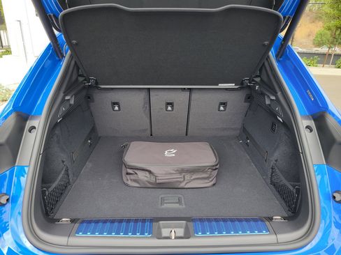 New 2026 Porsche Macan 4 Electric AWD/4WD image 30