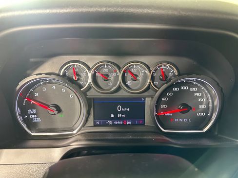 Used 2021 Chevrolet Silverado 1500 LT Trail Boss w/ Convenience Package II AWD/4WD image 23