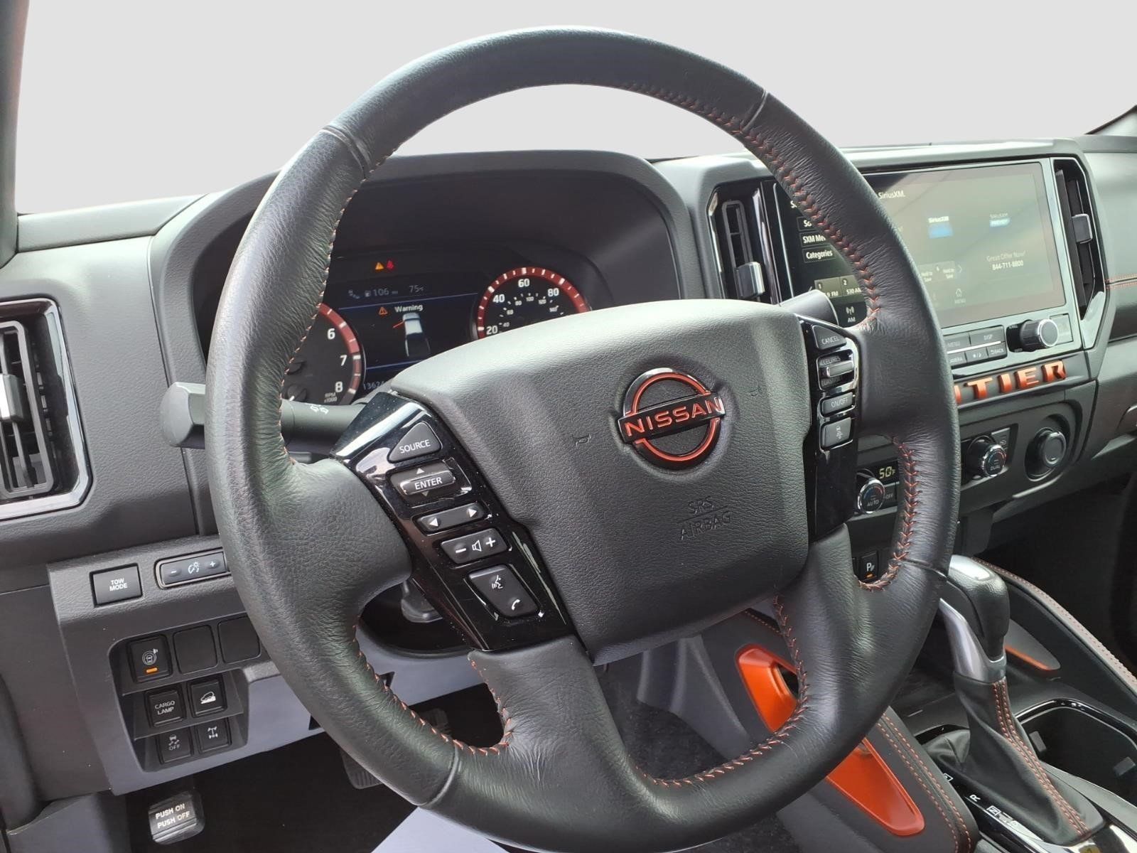 Used 2025 Nissan Frontier PRO-4X AWD/4WD image 12