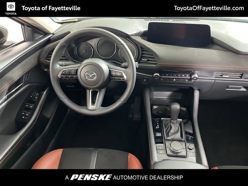 Used 2025 MAZDA MAZDA3 s image 4