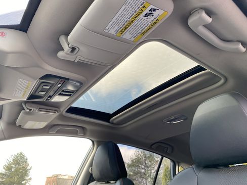 Used 2021 Subaru Crosstrek 2.5i Limited w/ Moonroof Package 1 image 8