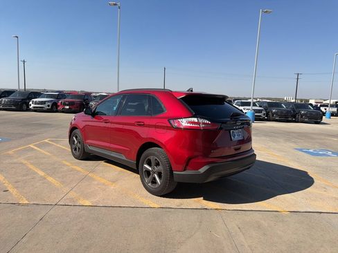 Used 2023 Ford Edge SEL w/ Sport Appearance Package AWD/4WD image 5