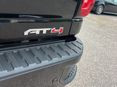 Used 2022 GMC Sierra 3500 AT4 w/ AT4 Premium Plus Package AWD/4WD image 10