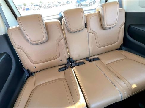 Certified 2025 INFINITI QX80 Luxe image 36