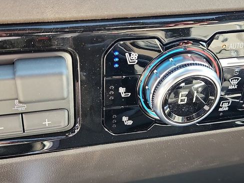 New 2026 GMC Sierra 1500 SLT w/ SLT Premium Plus Package image 16