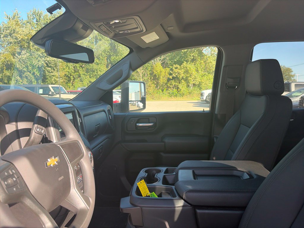 Used 2026 Chevrolet Silverado 3500 W/T w/ WT Convenience Package AWD/4WD image 16