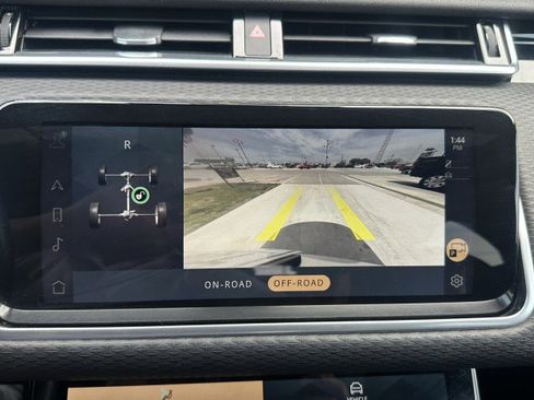 Used 2021 Land Rover Range Rover Velar R-Dynamic S image 25