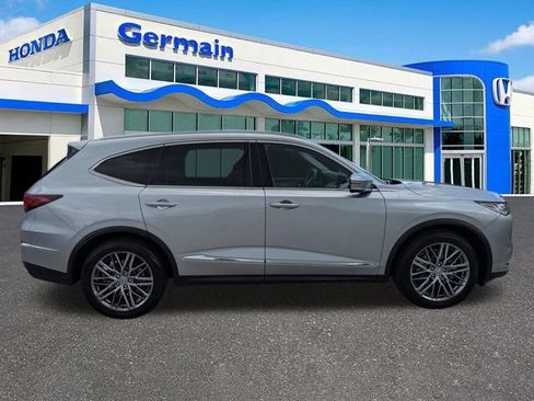 Used 2024 Acura MDX SH-AWD w/ Advance Package image 4