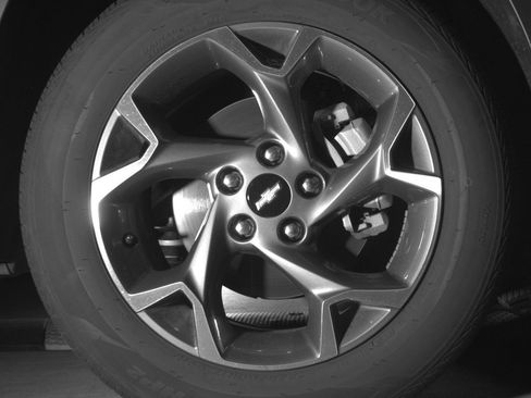 Used 2025 Chevrolet Trax LT w/ LT Convenience Package FWD image 13