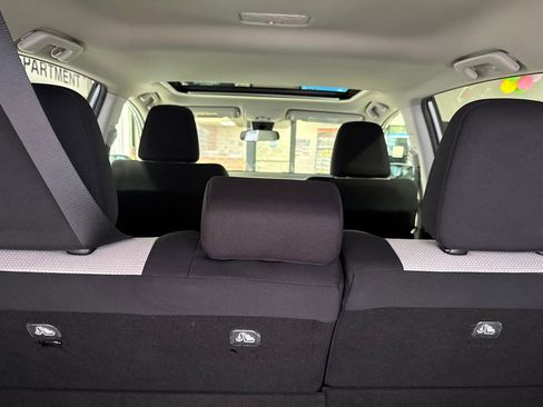 Used 2018 Toyota RAV4 XLE w/ Plus Extra Value Package FWD image 45