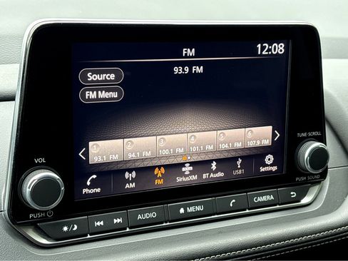 Certified 2024 Nissan Rogue S image 7