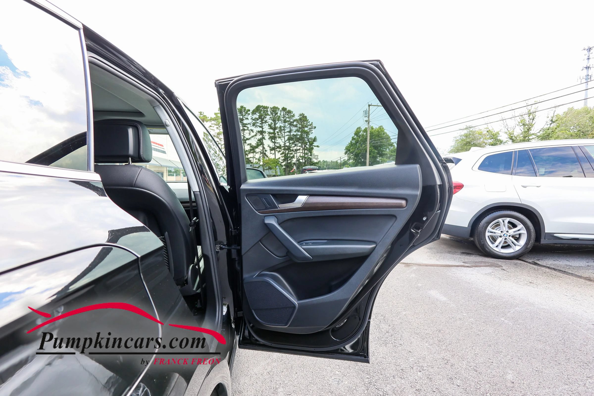 Used 2023 Audi Q5 2.0T Premium w/ Convenience Package AWD/4WD image 24