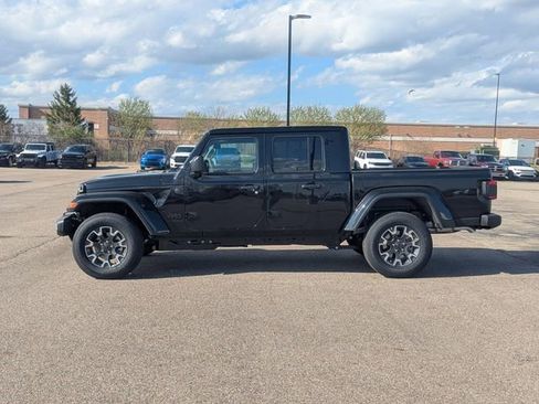 New 2026 Jeep Gladiator Sport AWD/4WD image 6