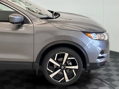 Used 2022 Nissan Rogue Sport SL image 9
