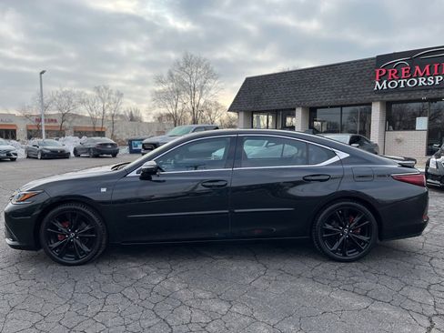 Used 2019 Lexus ES 350 F Sport image 2