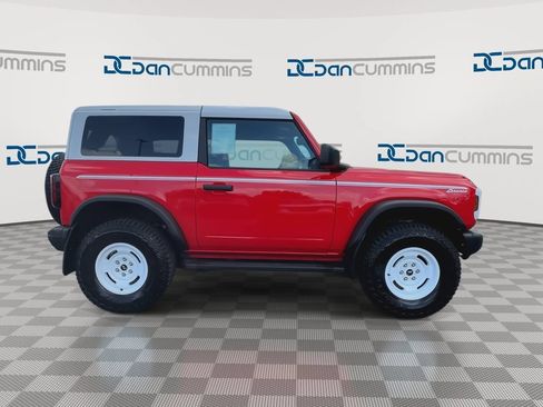 Used 2024 Ford Bronco Heritage Edition AWD/4WD image 2