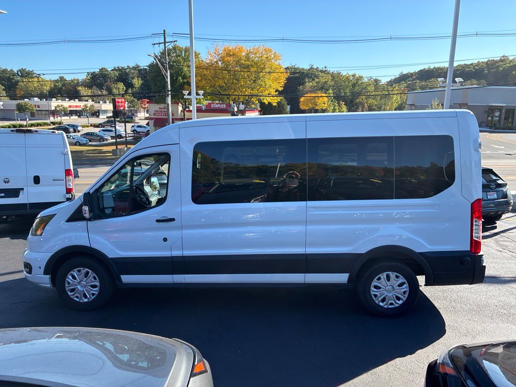 Used 2024 Ford Transit 350 XLT RWD image 4
