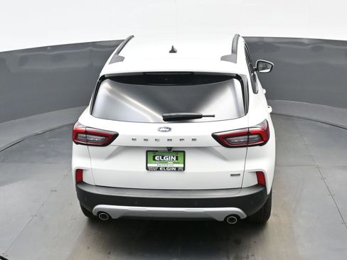 Used 2025 Ford Escape SE FWD image 31