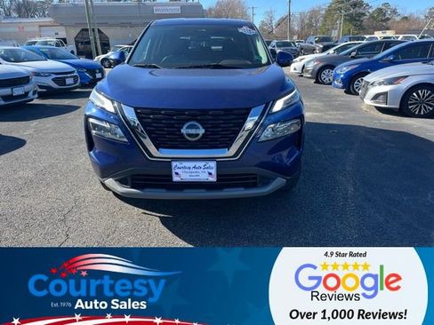 Used 2022 Nissan Rogue SV image 4