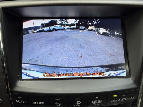 Used 2012 Lexus IS 350 w/ Premium Pkg Value Edition RWD image 27