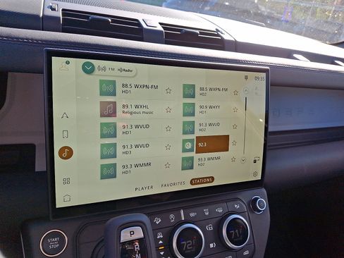 New 2026 Land Rover Defender 110 S image 9