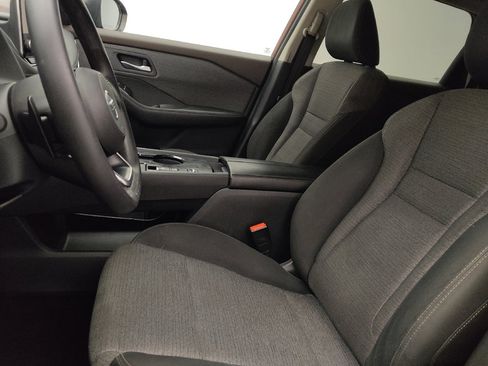 Used 2021 Nissan Rogue S FWD image 17