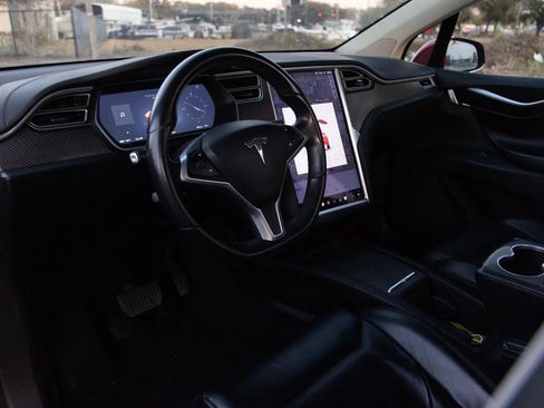 Used 2017 Tesla Model X 75D image 31