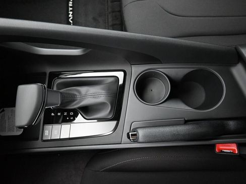 New 2026 Hyundai Elantra Sport FWD image 19