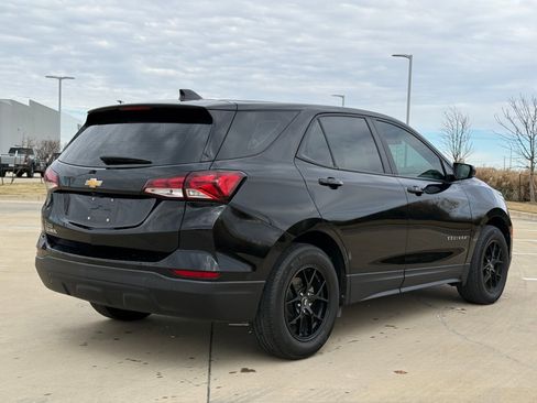 Certified 2023 Chevrolet Equinox LS image 8
