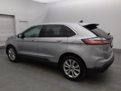Used 2024 Ford Edge Titanium image 3