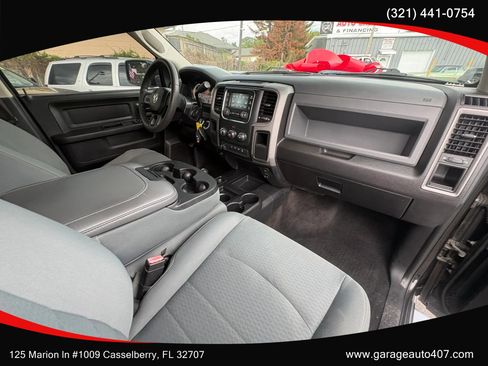 Used 2017 RAM 2500 Tradesman w/ Chrome Appearance Group AWD/4WD image 44