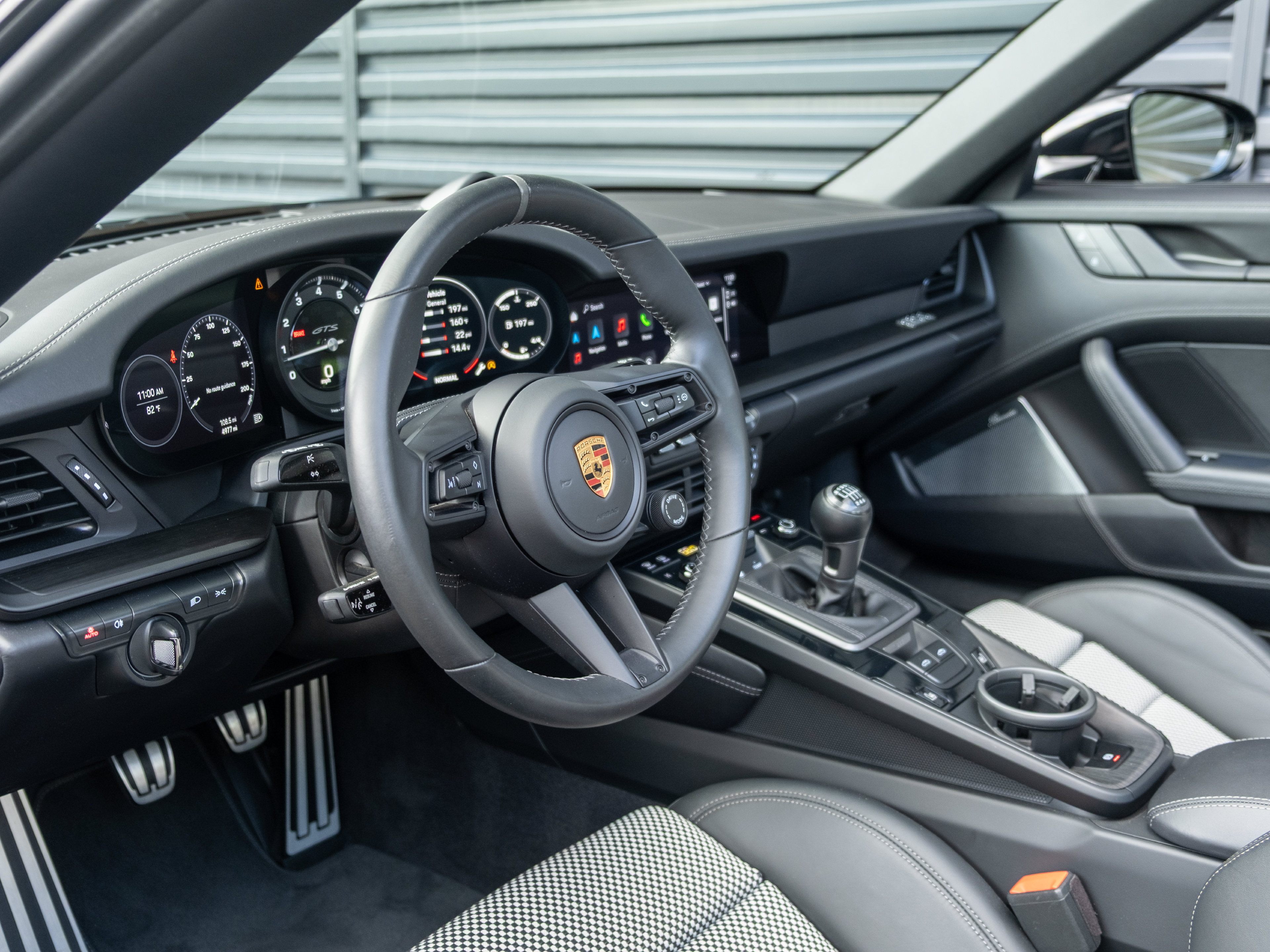 Certified 2022 Porsche 911 Targa 4 GTS AWD/4WD image 5