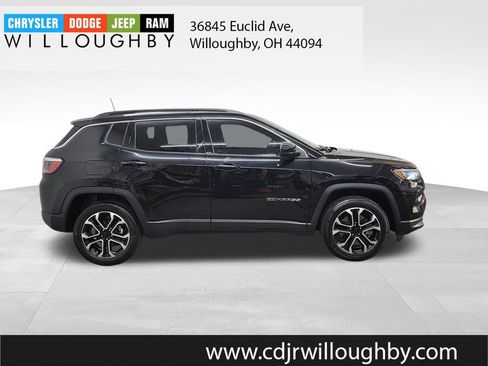 Used 2023 Jeep Compass Limited AWD/4WD image 4