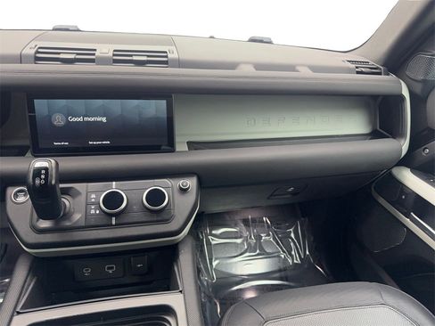 Used 2022 Land Rover Defender 110 X-Dynamic SE image 52